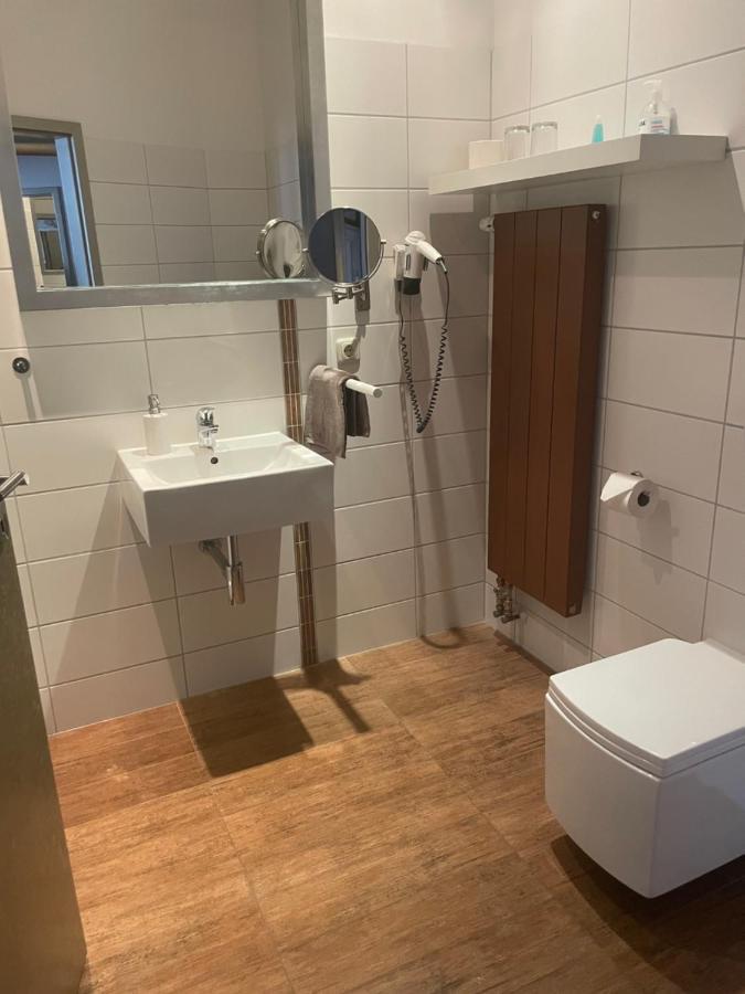 Haus Wullfcrona Hotell Stralsund Exteriör bild