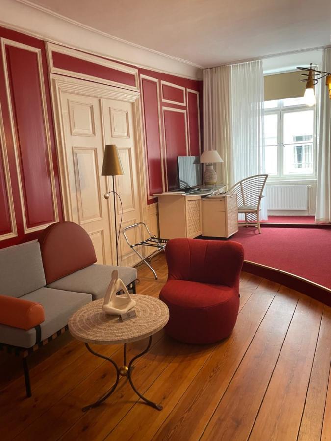 Haus Wullfcrona Hotell Stralsund Exteriör bild