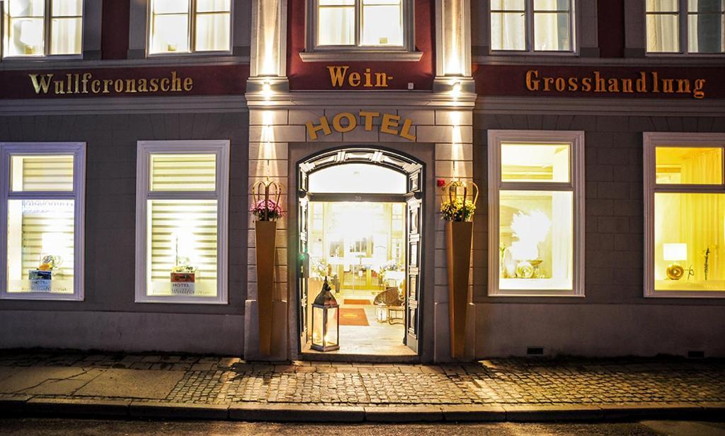 Haus Wullfcrona Hotell Stralsund Exteriör bild